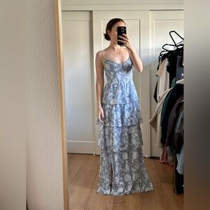 Showpo janezkie tiered floral blue dress